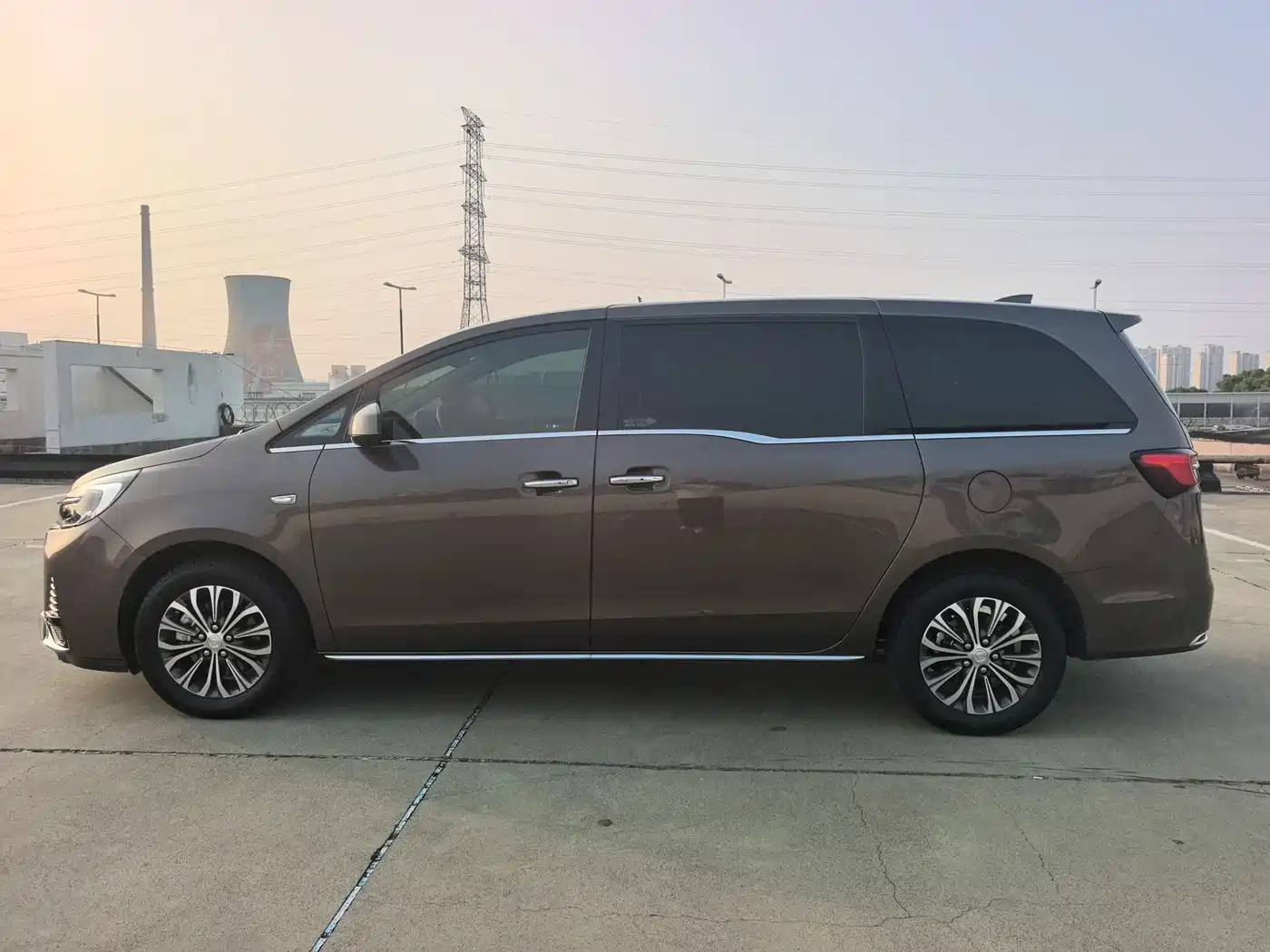 Buick GL8 2023 Land Business Class 652T Smart Luxury фото 7