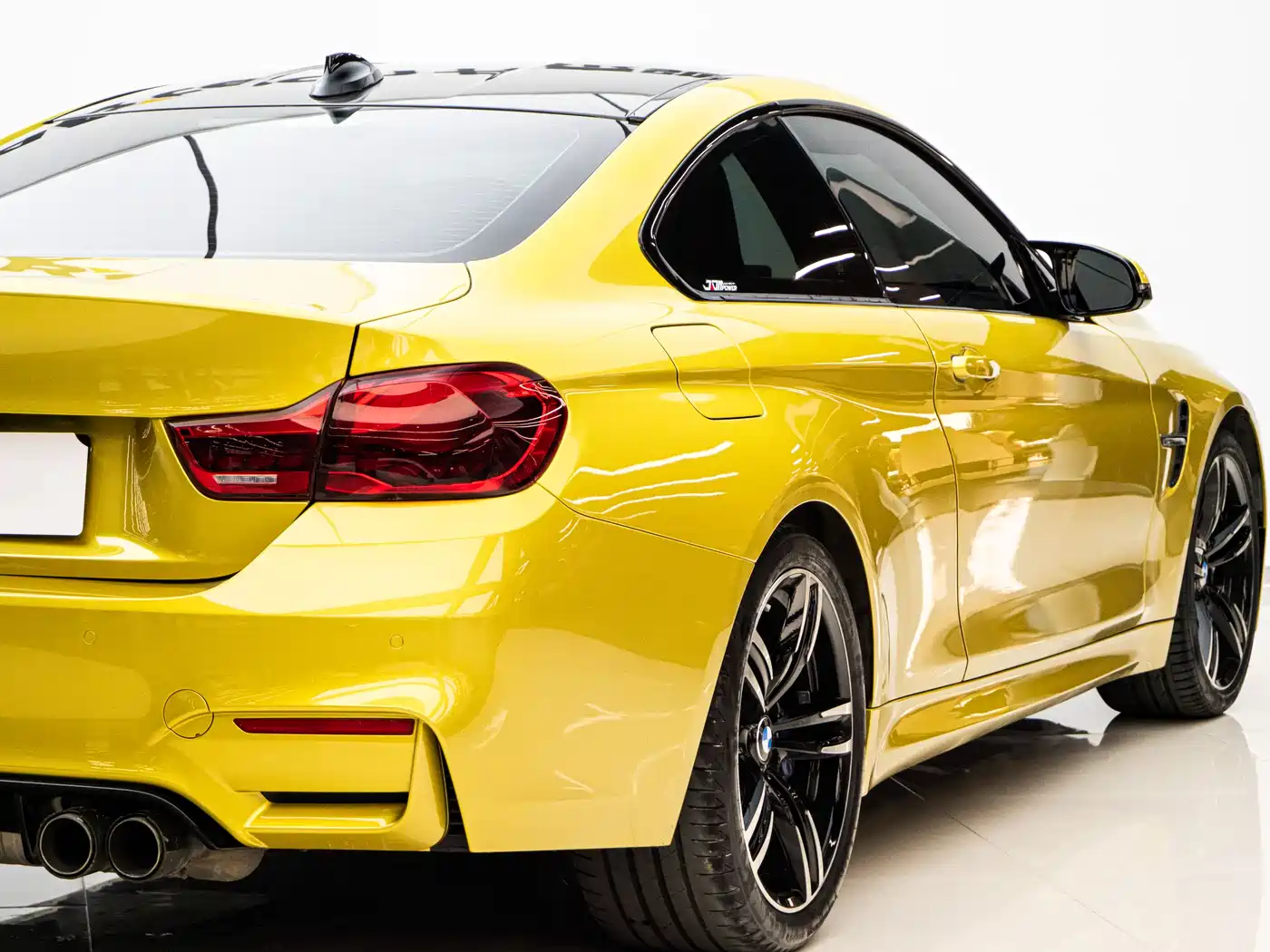 BMW M4 2017 2014 M4 Coupe