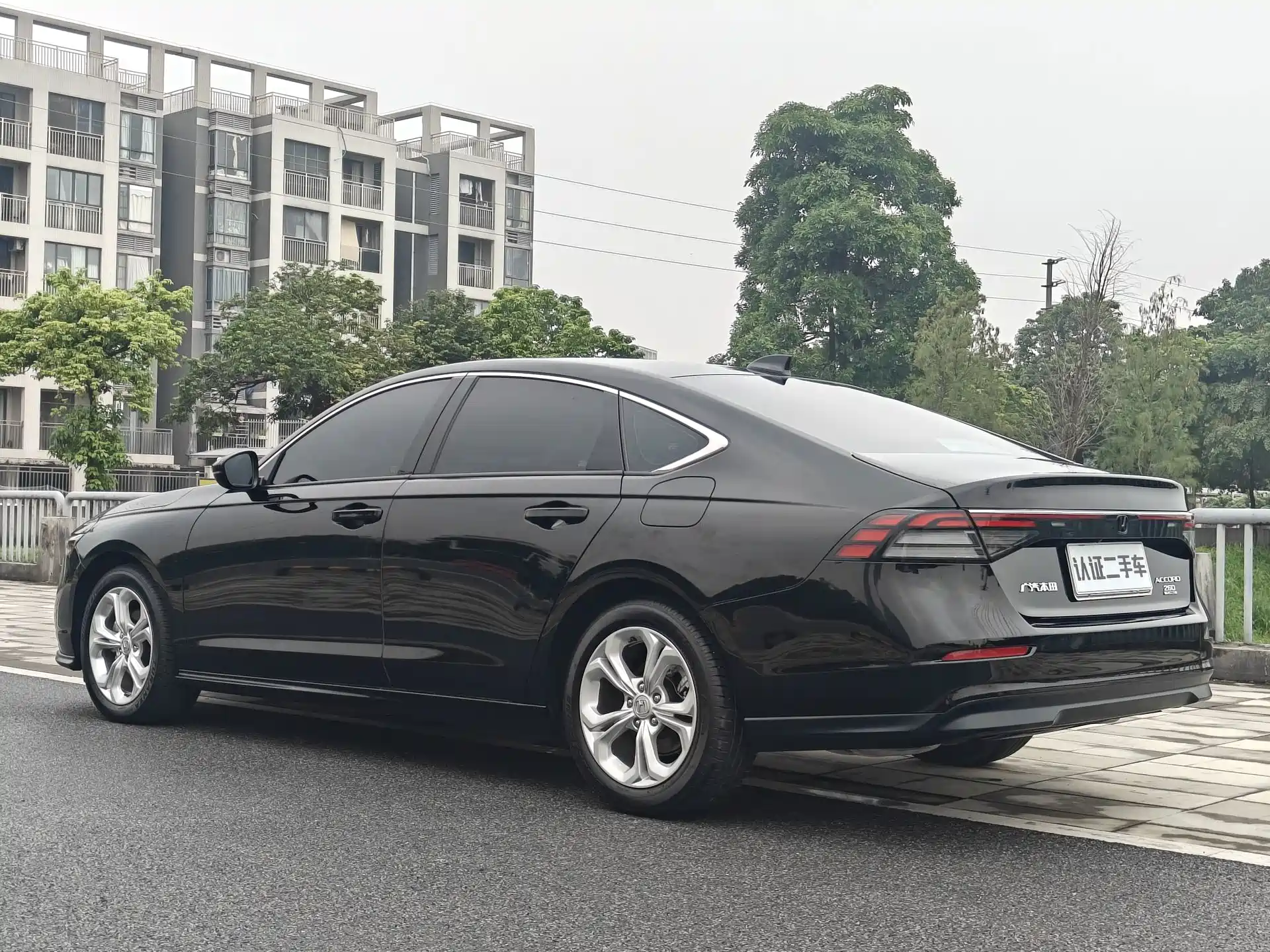 صورة 22 - Honda Accord
