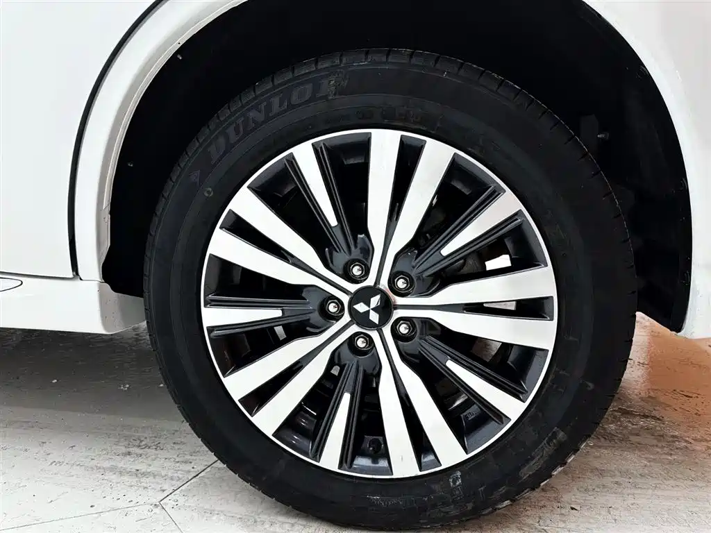 Mitsubishi Outlander 2021 2.0L 2WD Smooth Ride Version 5-Seater фото 21