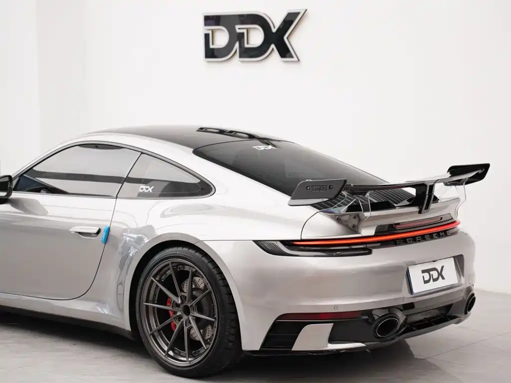صورة 8 - Porsche 911