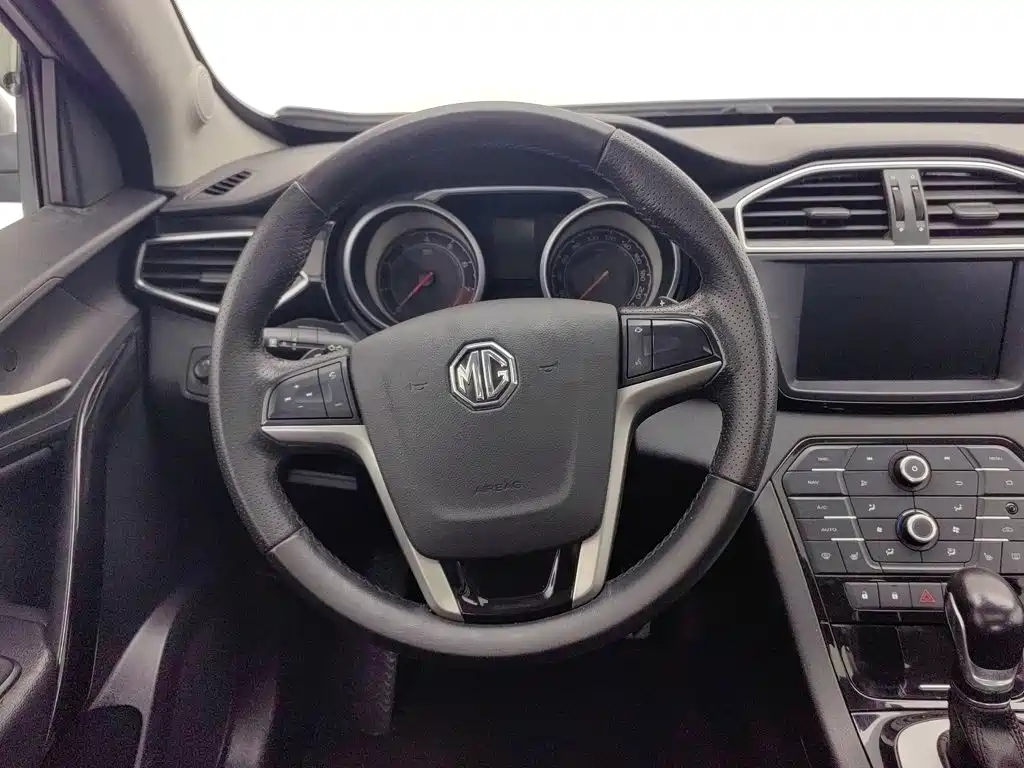 MG Roewe RX5 2015 2015 2.0TGI TST 4WD Flagship Edition