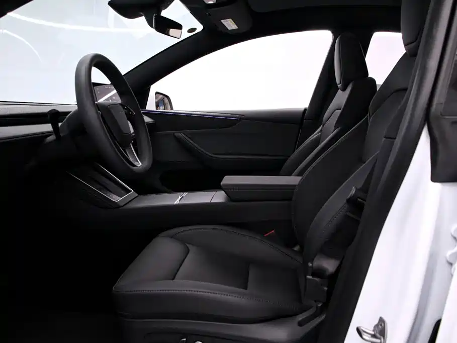 Tesla Model Y 2026 2026 Rear-Wheel Drive
