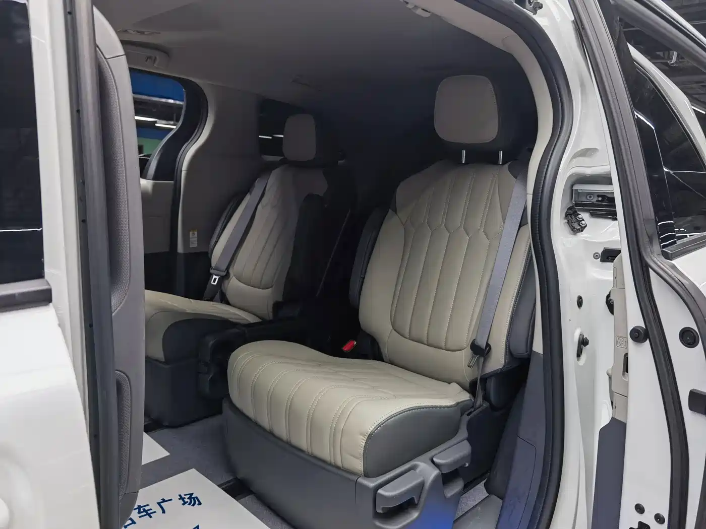 Toyota Sienna 2025 2024 2.5L Hybrid Comfort Edition