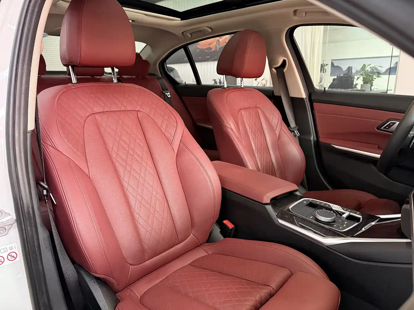 BMW 3 Series 2024 325Li M Sport Package фото 17