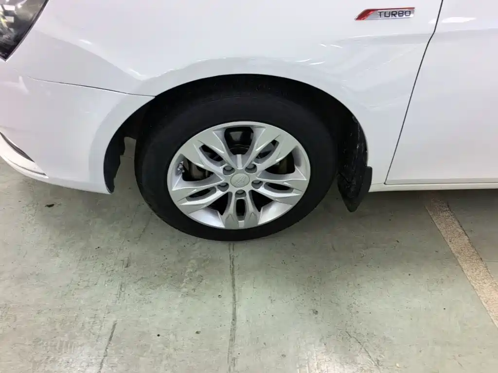 Photo 23 - Geely Emgrand