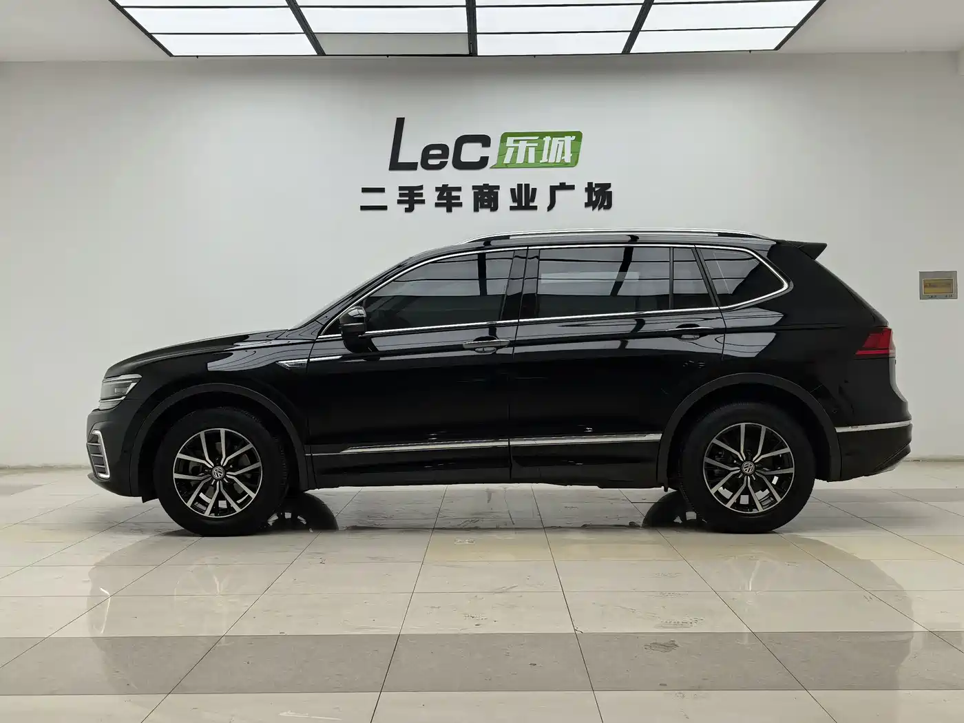 VOLKSWAGEN TIGUAN L NEW ENERGY