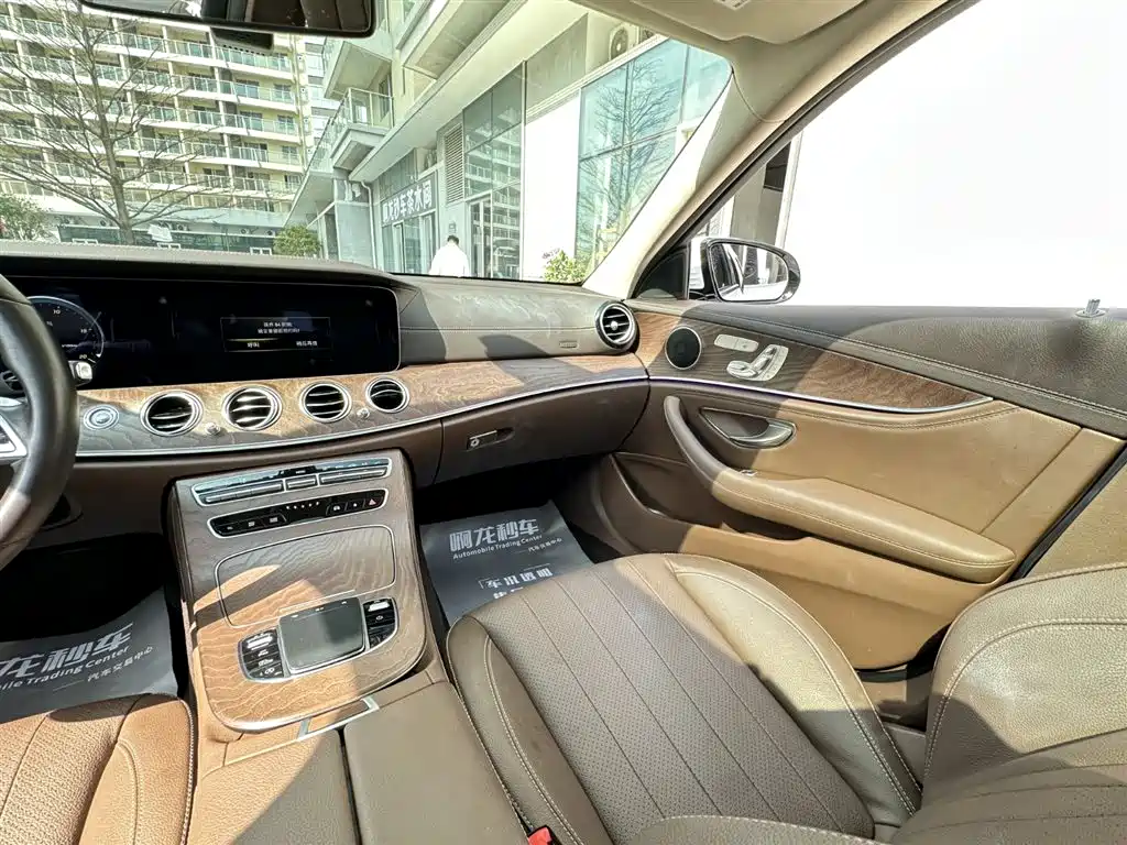 Mercedes-Benz E-Class 2023 E 300 L Fashion фото 16