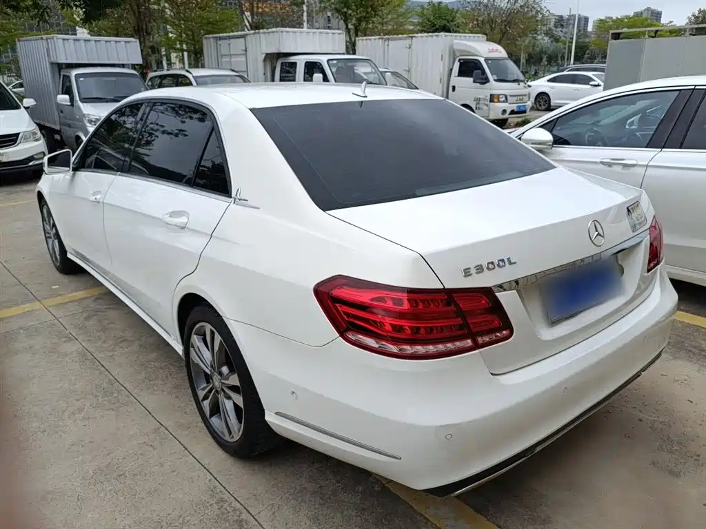 Mercedes-Benz E-Class 2015 Facelift E 180 L Sport фото 5