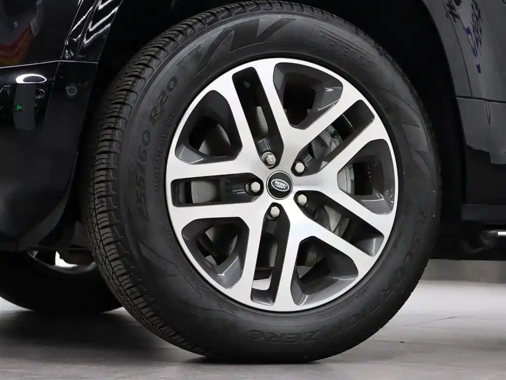 Land Rover Defender 2024 110 3.0T P400 XS фото 30