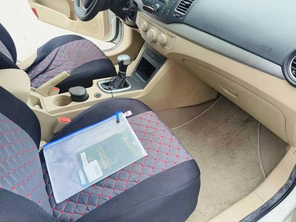Roewe 350 2014 2014 1.5L Automatic Express Edition