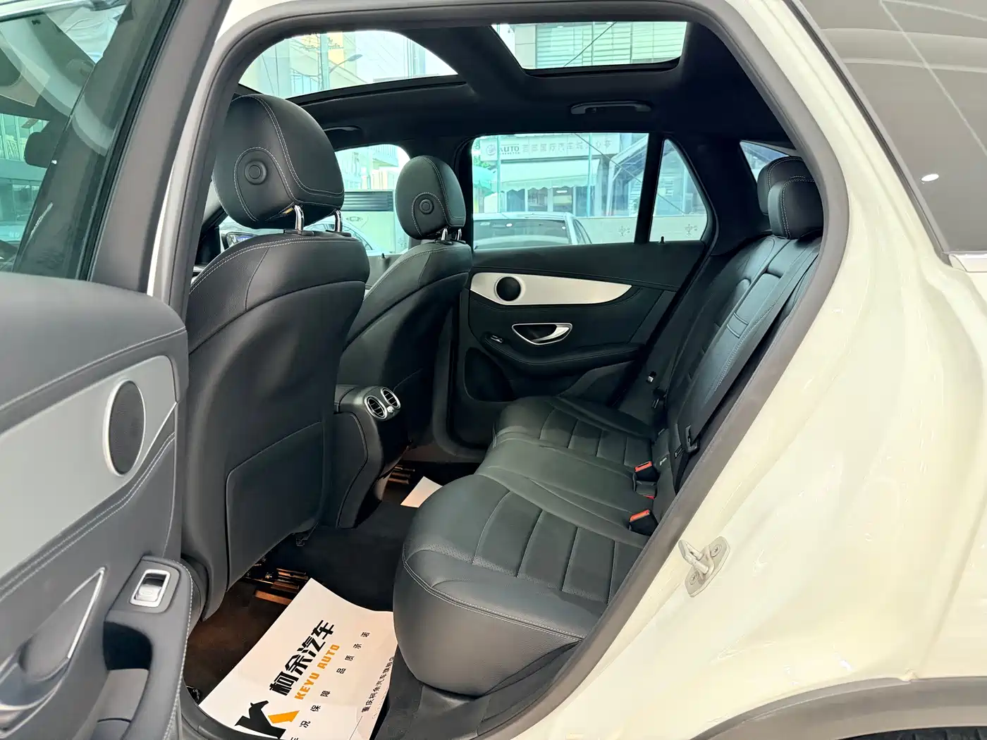 Mercedes-Benz GLC 2016 GLC 200 4MATIC фото 12