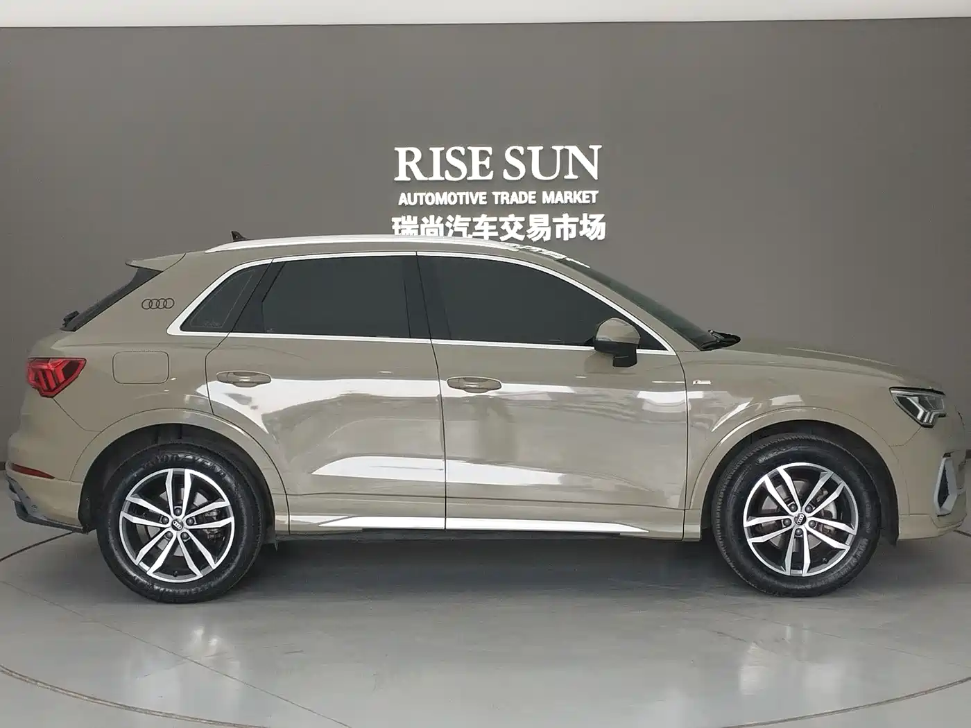 Audi Q3 2021 35 TFSI Progressive Sport фото 4