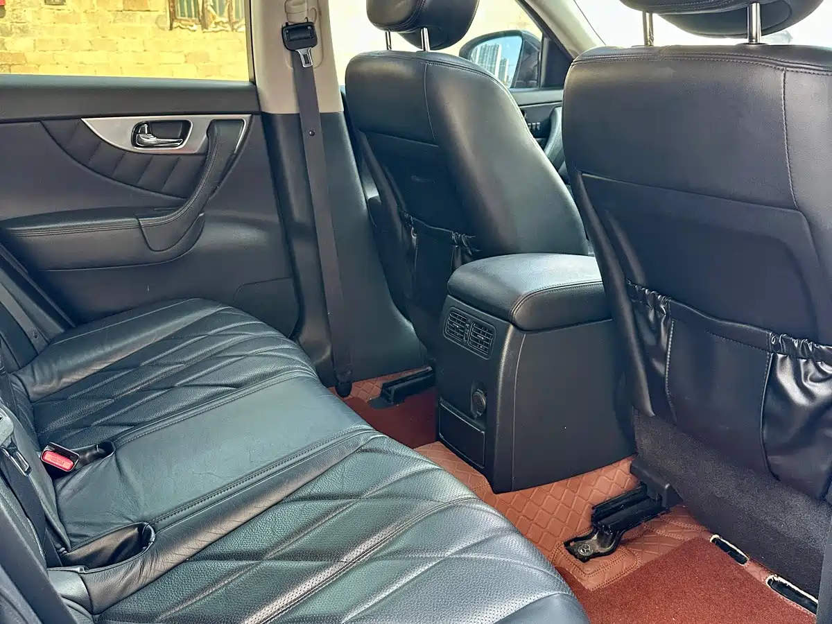 Infiniti FX 2009 2009 FX35 Beyond Edition