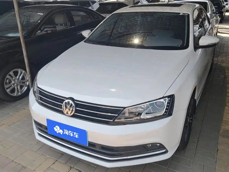 Volkswagen Sagitar 2017 230TSI Automatic Luxury