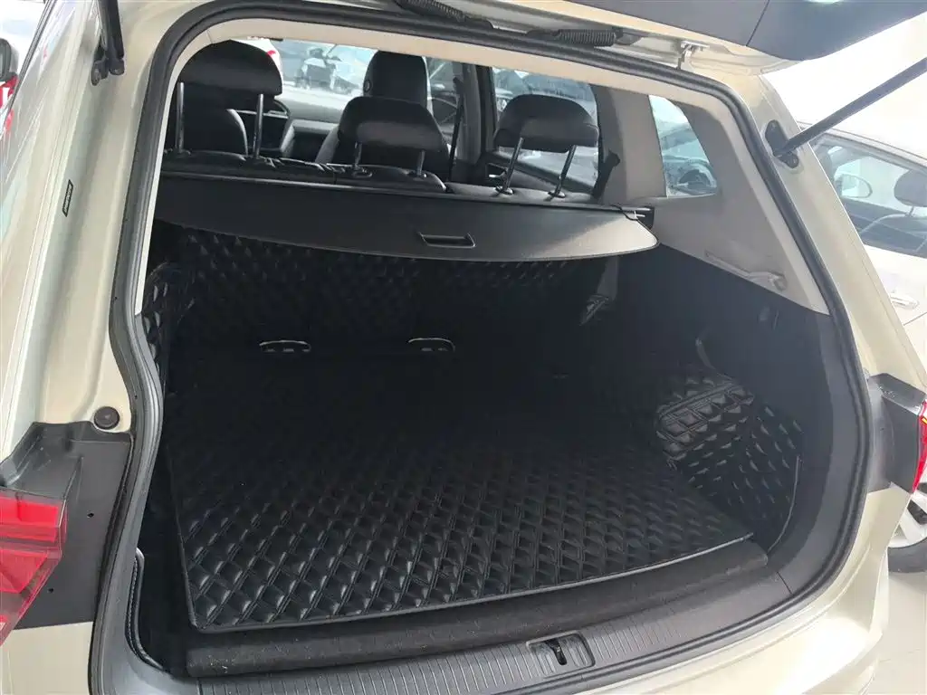 Volkswagen Tiguan L 2019 Facelift 330TSI Auto 2WD Panorama Comfort China VI фото 19