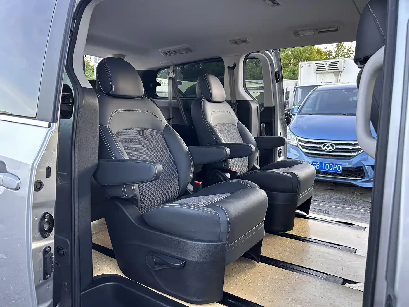 SAIC Maxus Maxus G10 2018 PLUS 2.0T Automatic Elite Edition фото 15