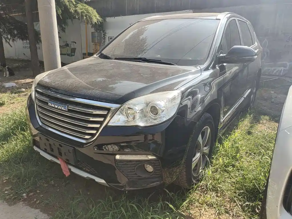 Photo 2 - Haval H6