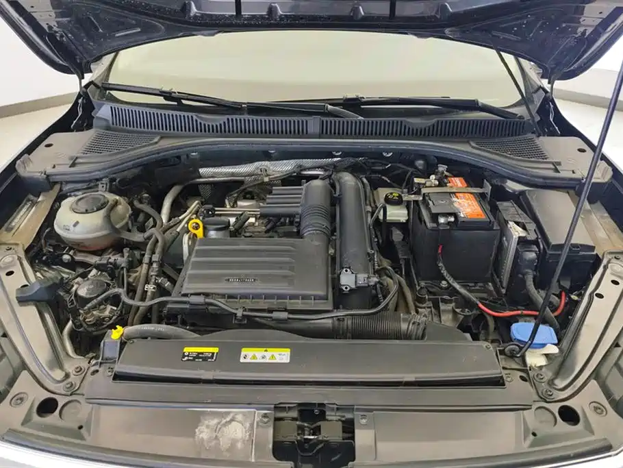 Volkswagen Sagitar 2021 280TSI DSG Surpassing Edition фото 10