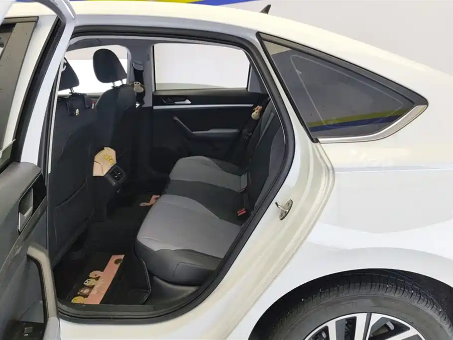 Volkswagen Lavida 2024 Model 1.5L Automatic Starlight 5 Million Edition фото 11