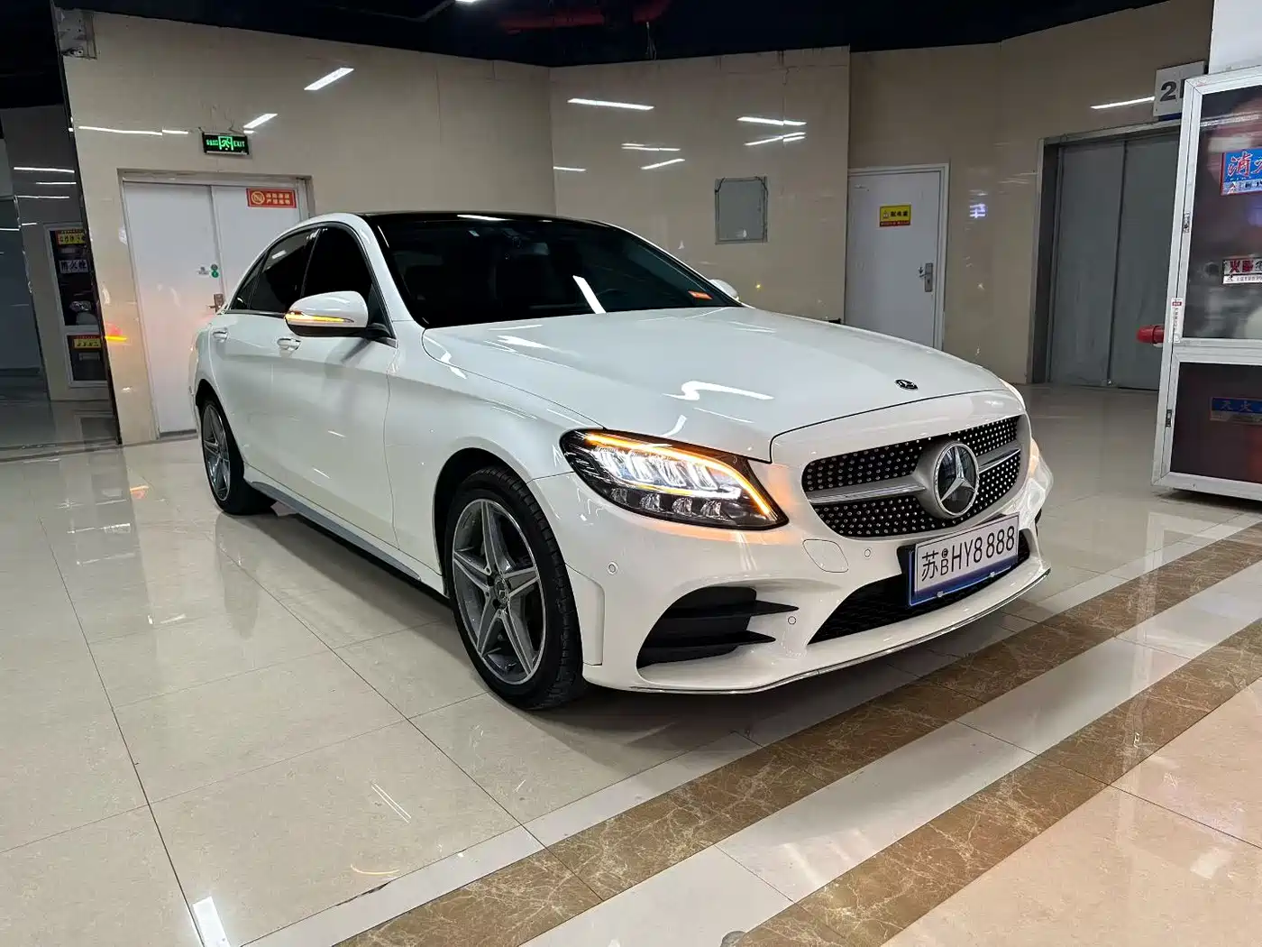 Mercedes-Benz C-Class 2019 Facelift C 260 L 4MATIC Sport фото 3