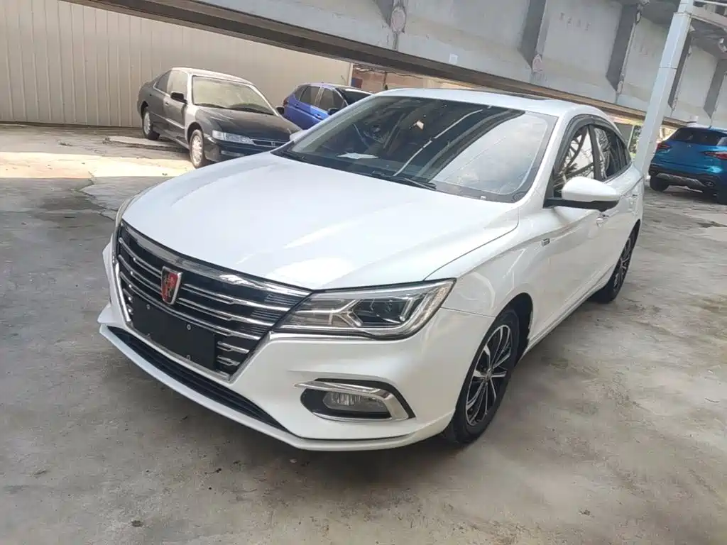 Roewe i5 2020 1.5L Automatic 4G Connected Premium Flagship Edition