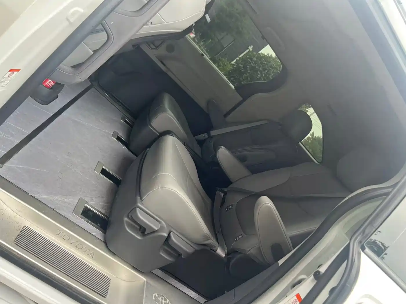 Toyota Granvia 2024 2024 2.5L Hybrid Comfort