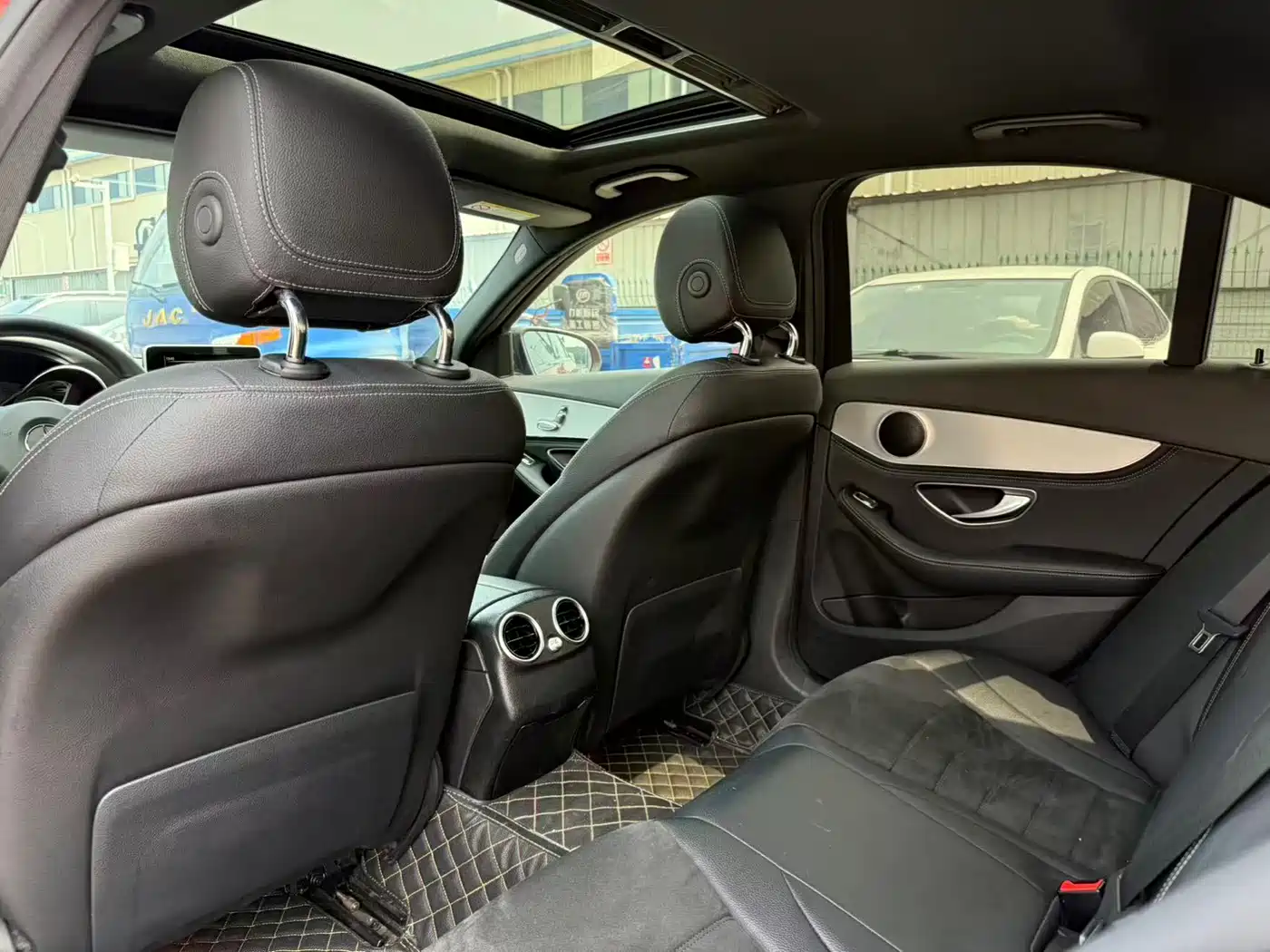 Mercedes-Benz C-Class 2018 C 200 Sport Edition фото 10