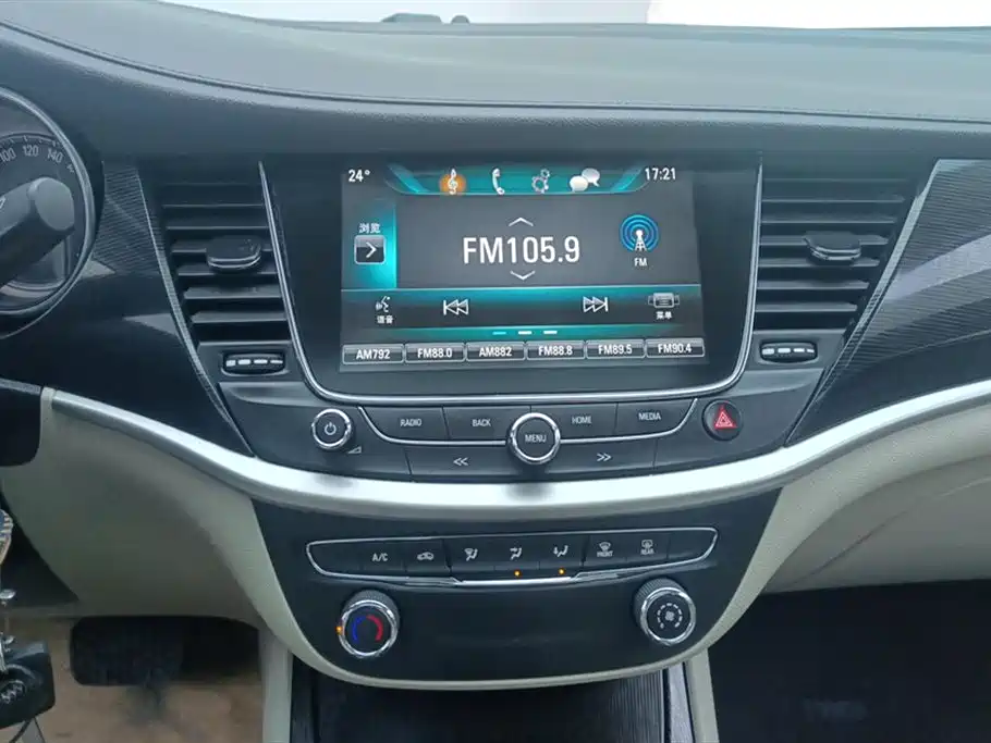 Buick Verano 2017 Sedan 15S Automatic Leading фото 13