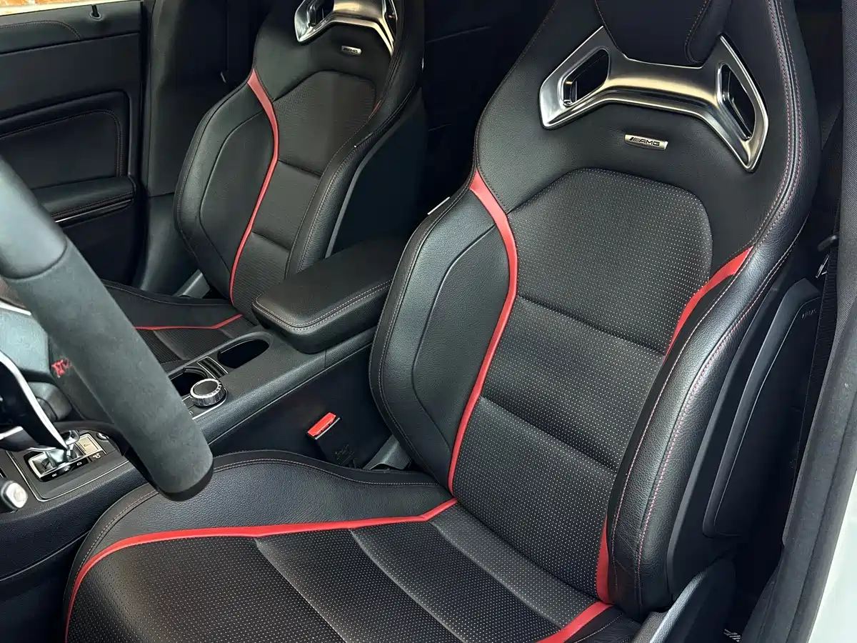 Mercedes-Benz CLA AMG 2017 Facelift AMG CLA 45 4MATIC фото 9