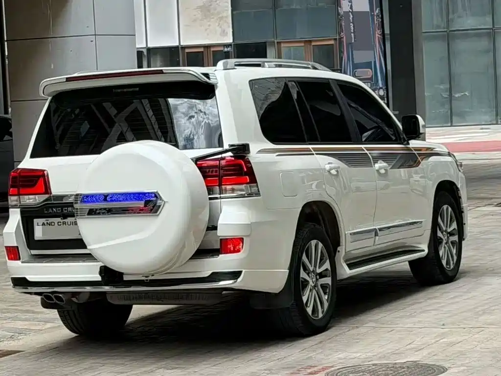 Toyota Land Cruiser (Import) 2018 2015 4.0L V6 Middle East Limited Edition