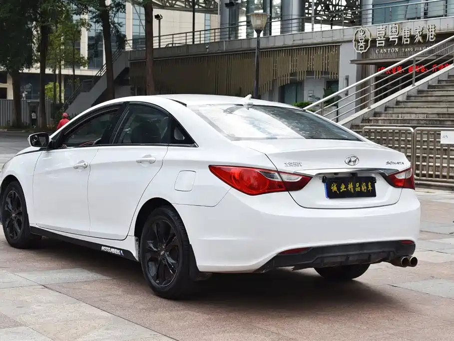 Hyundai Sonata 2012 2011 2.0L Auto Leading Edition
