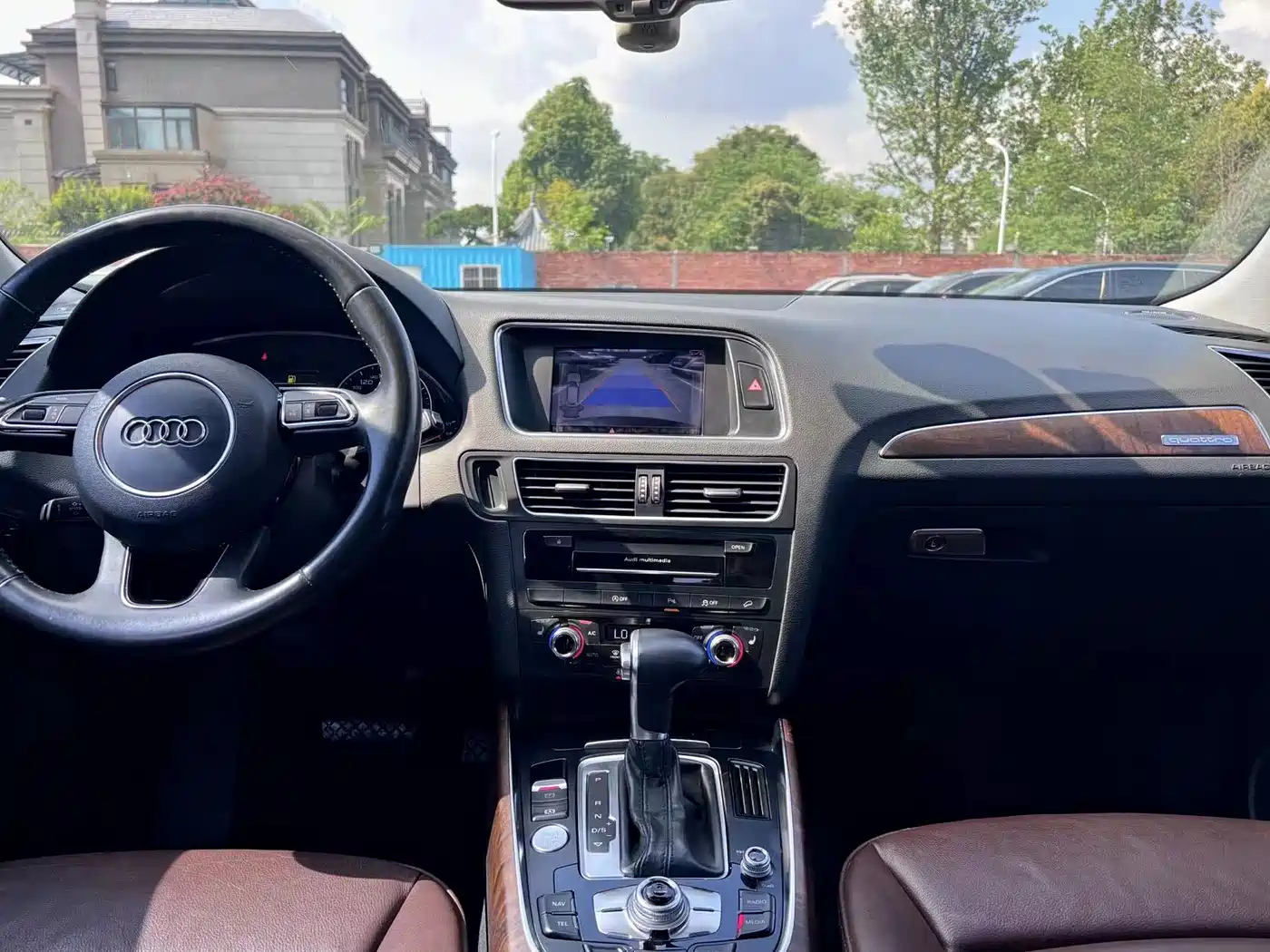 Фото 11 - Audi Q5