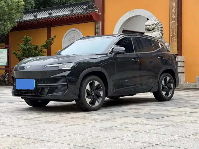 Jetour L6 1.5TD DHT MAX