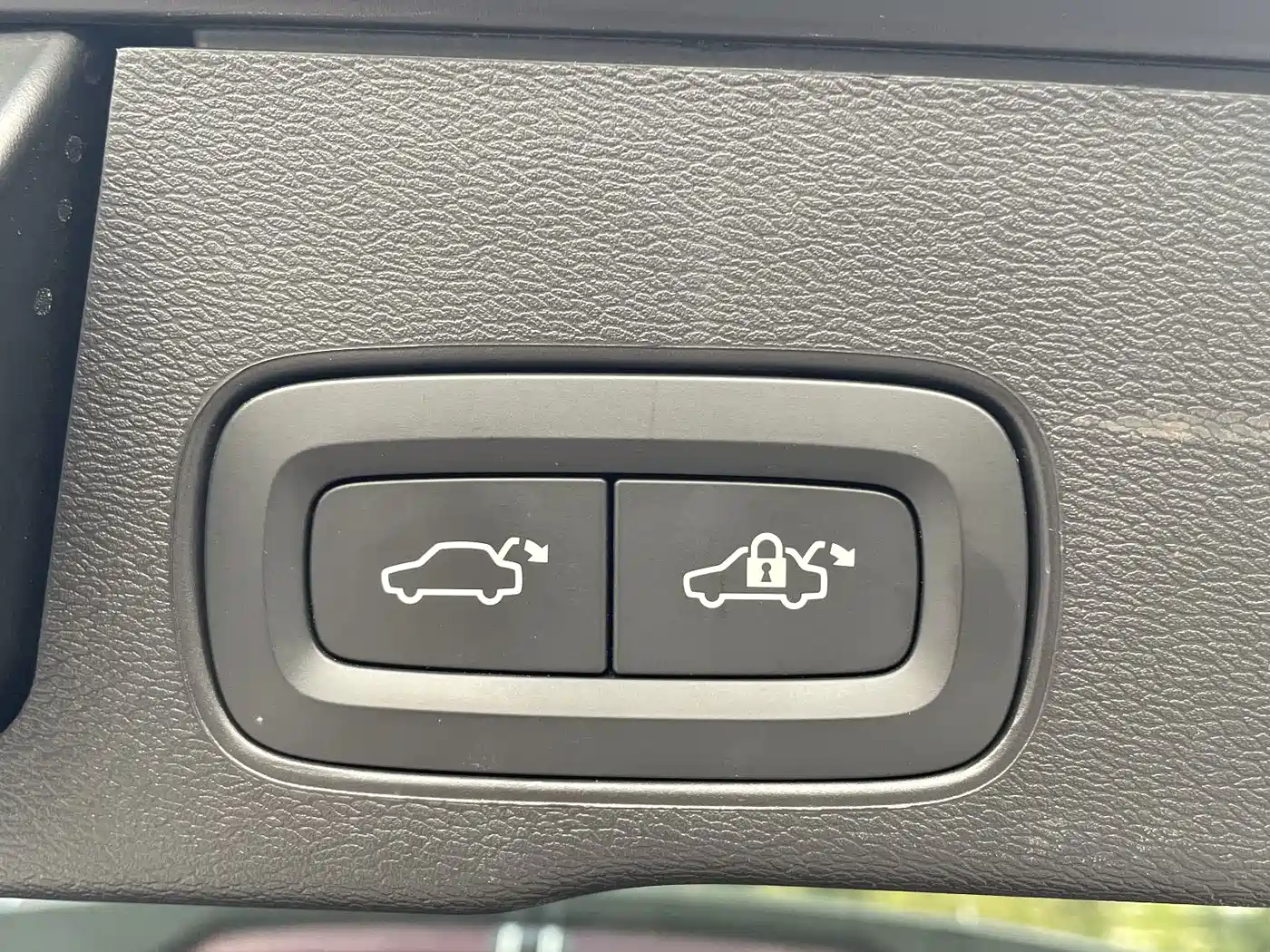 Volvo XC60 Plug-in Hybrid 2022 2022 T8 Plug-in Hybrid Long Range AWD Inscription Luxury Edition