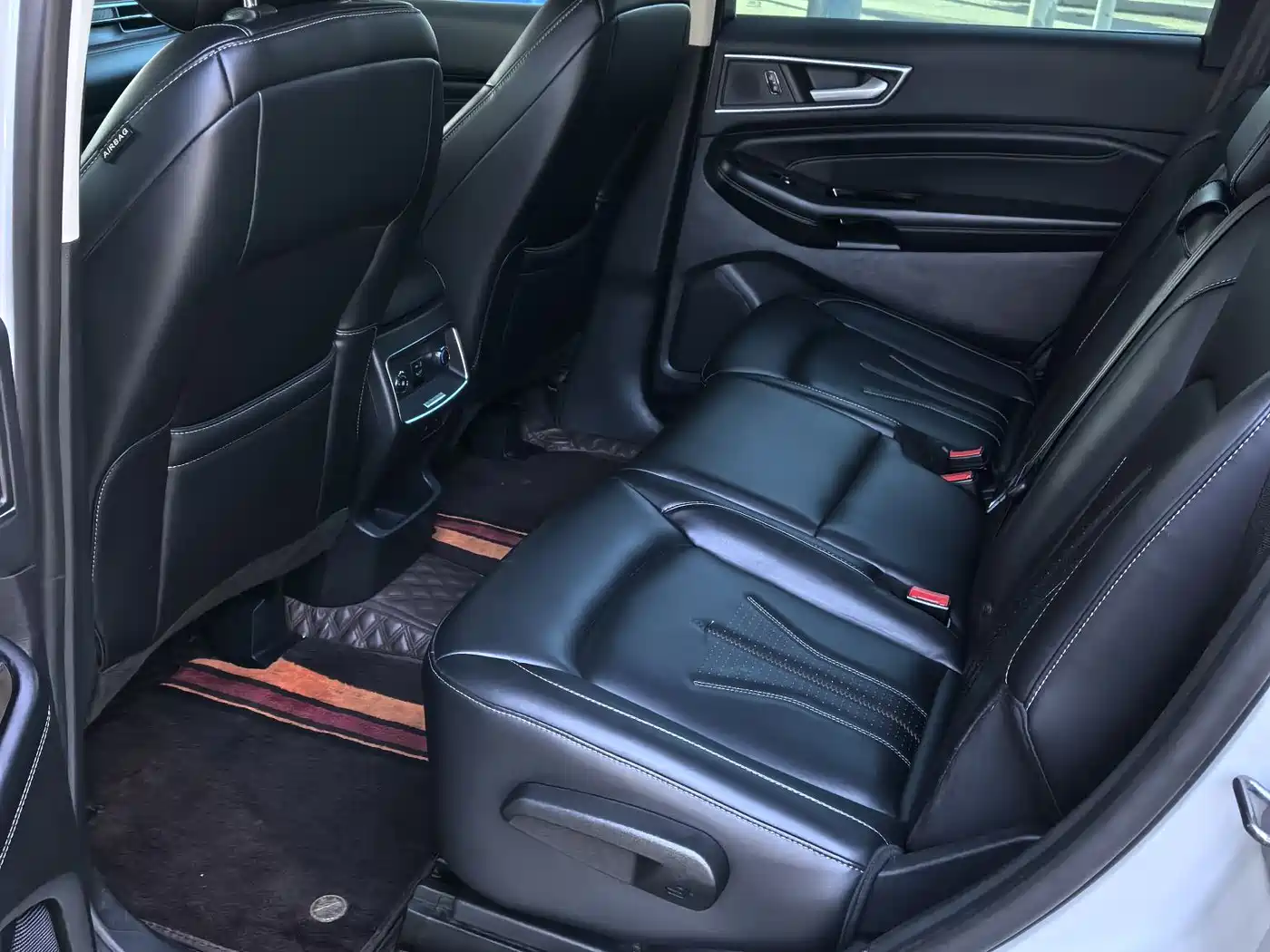 Фото 5 - Ford Edge