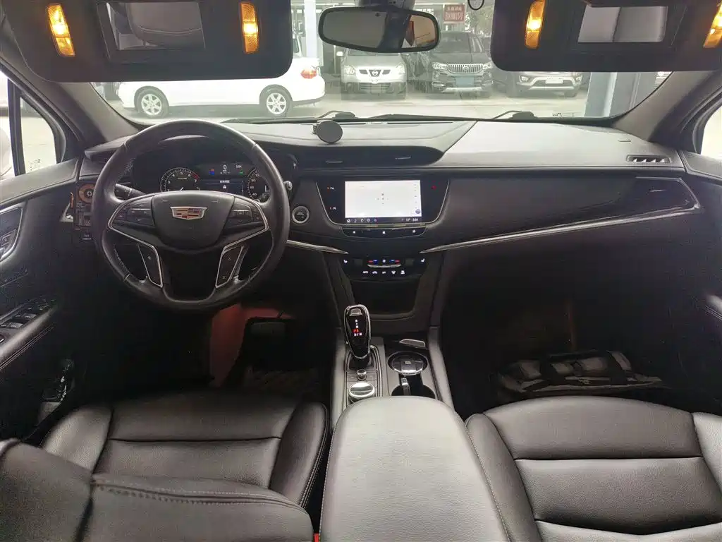 Cadillac XT5 2021 2.0T 2WD Luxury Edition фото 12
