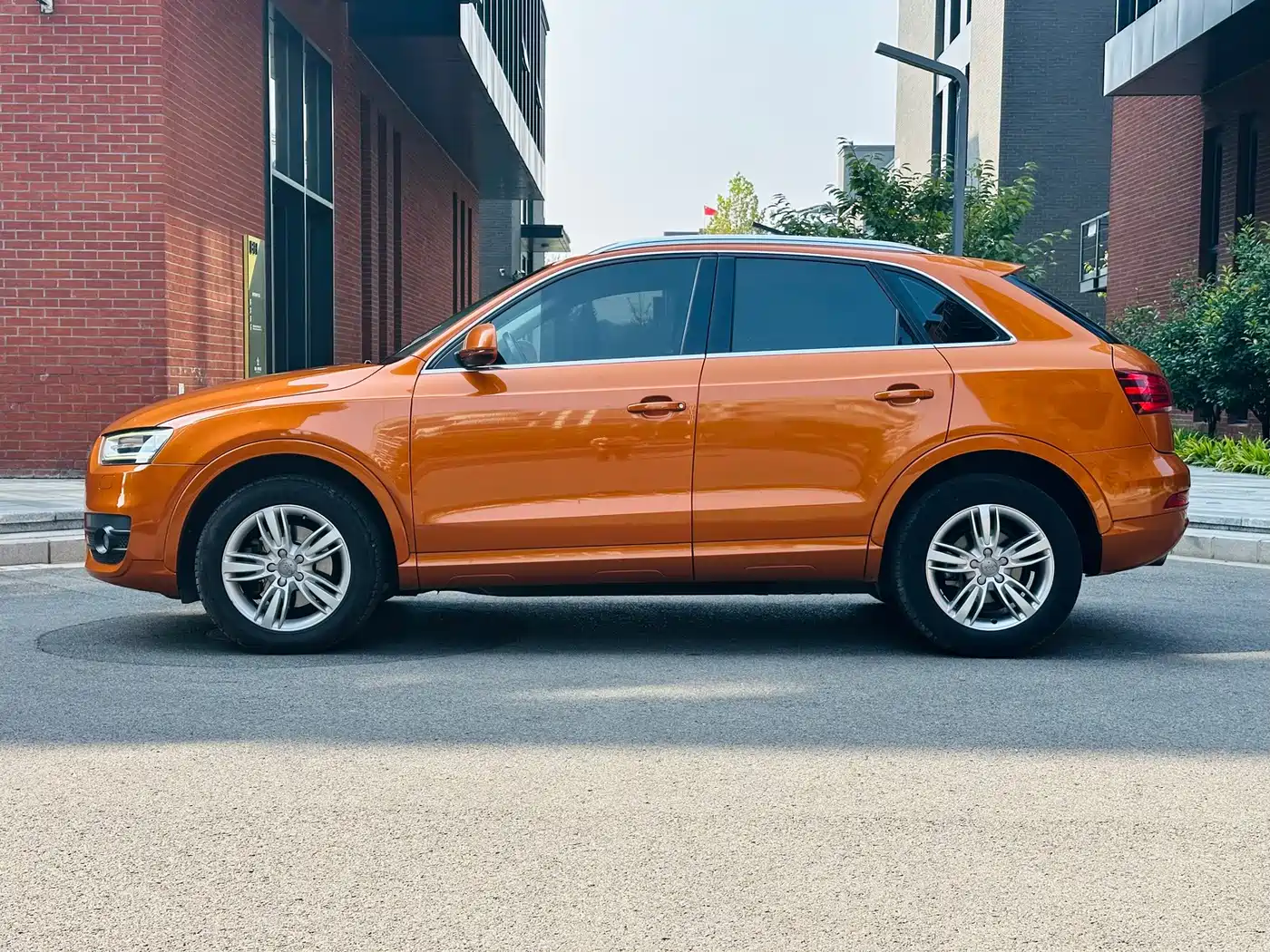 Photo 8 - Audi Q3