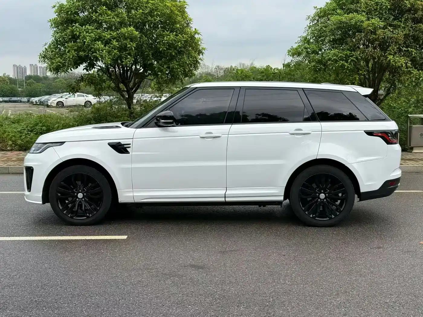 Land Rover Range Rover Sport 2016 Model 3.0 SC V6 HSE DYNAMIC фото 8