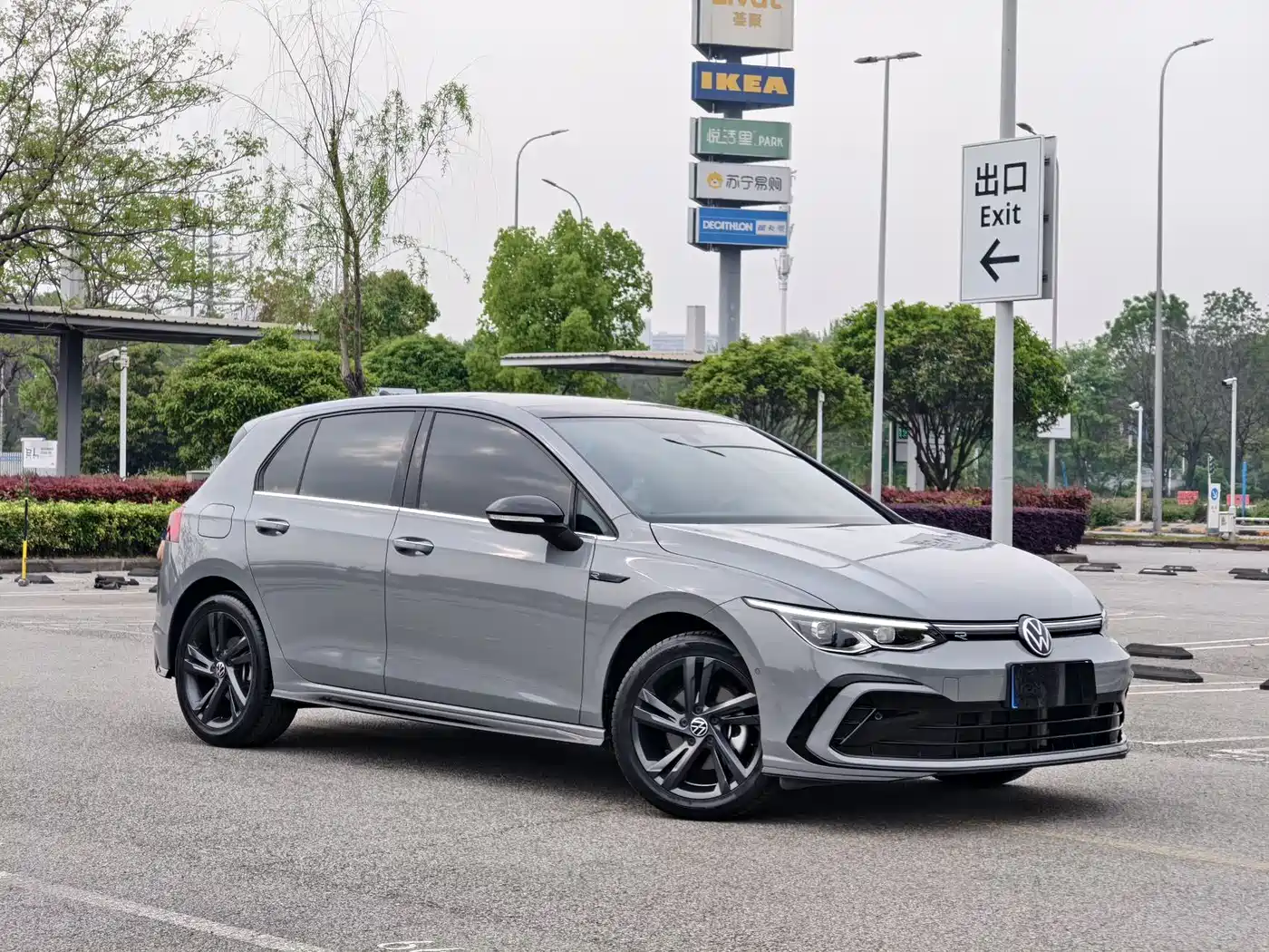 Volkswagen Golf 2023 280TSI DSG R-Line Lite фото 3