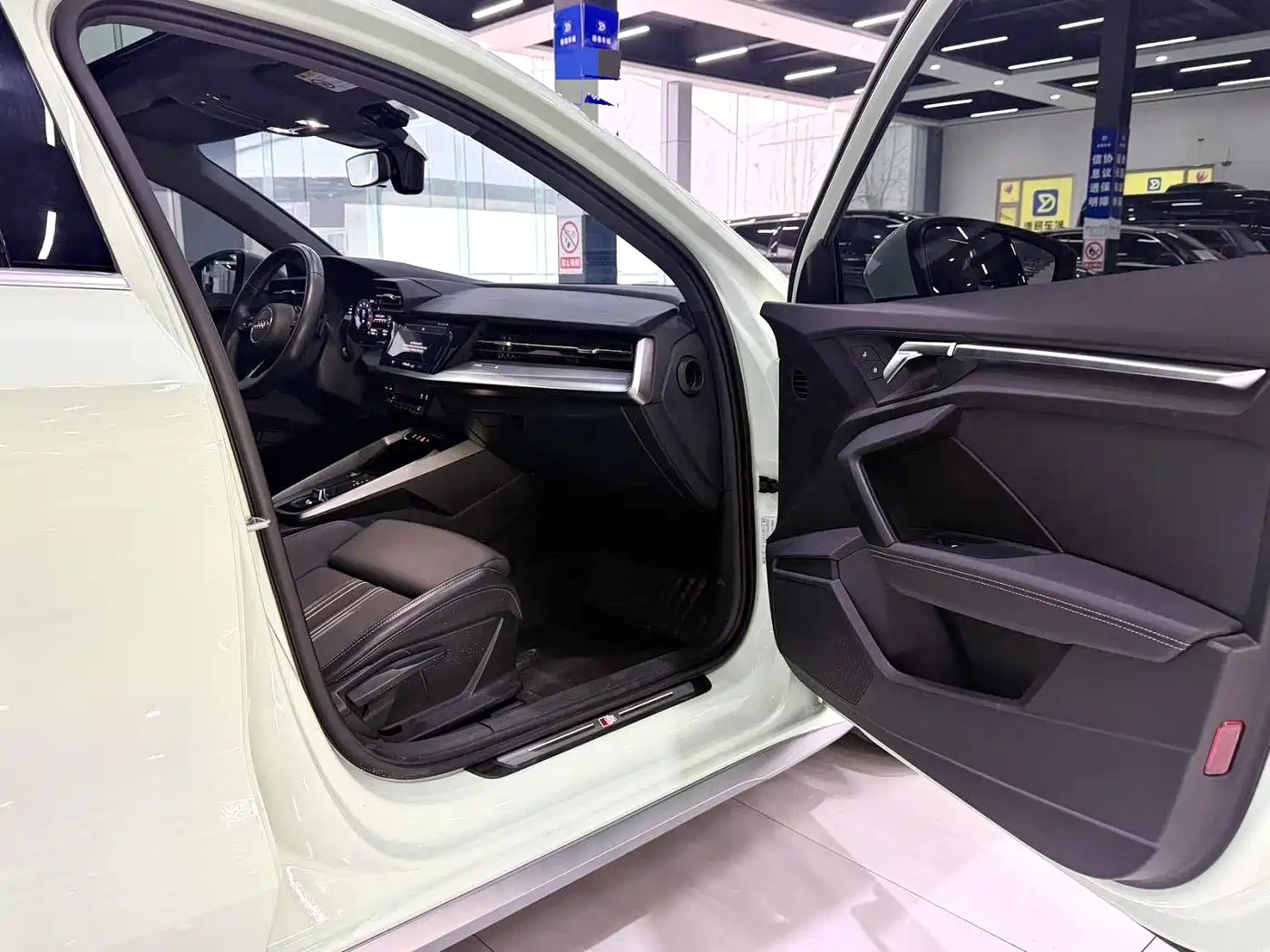 Audi A3 2022 Sportback 35 TFSI Style Sport фото 8