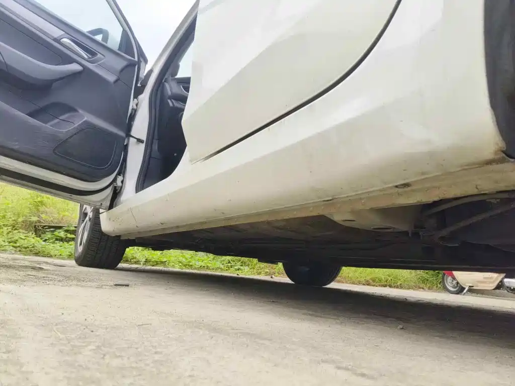 Фото 7 - Roewe 360