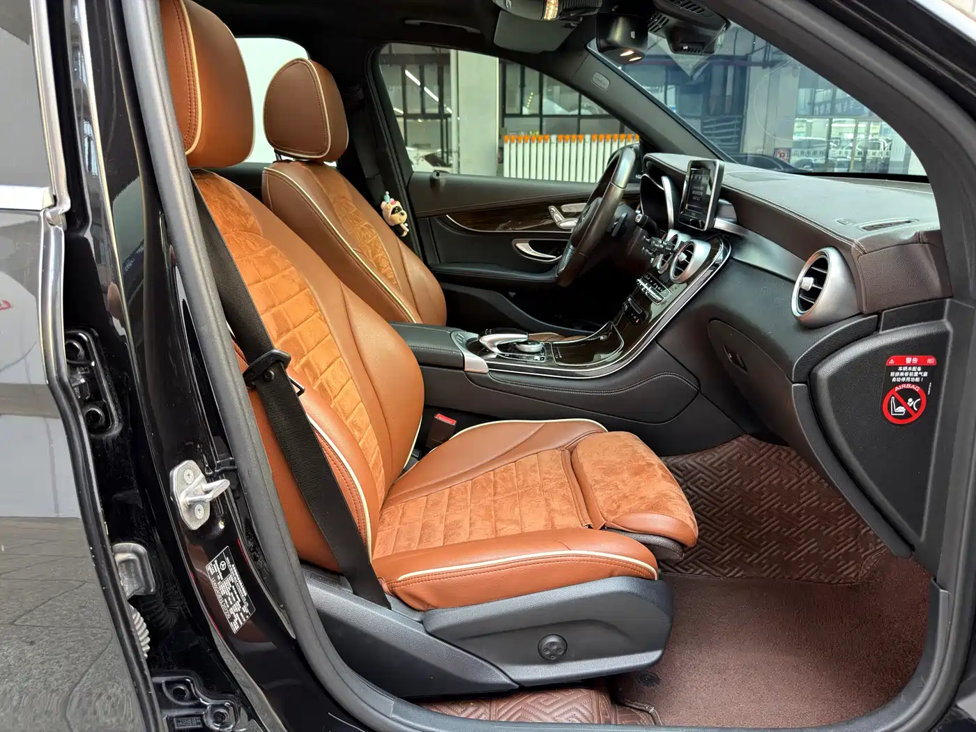 Mercedes-Benz GLC 2018 GLC 260 4MATIC Luxury фото 9