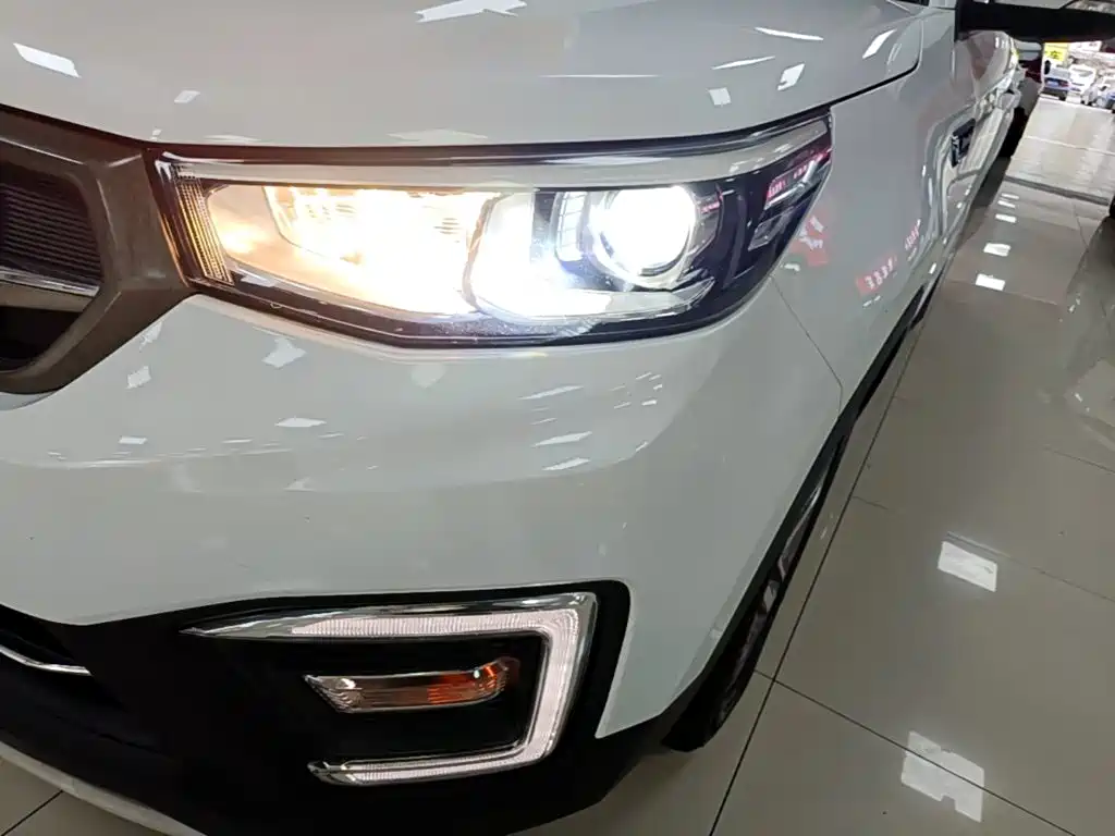 Changan CS55 2017 2017 1.5T Automatic Colorful Edition