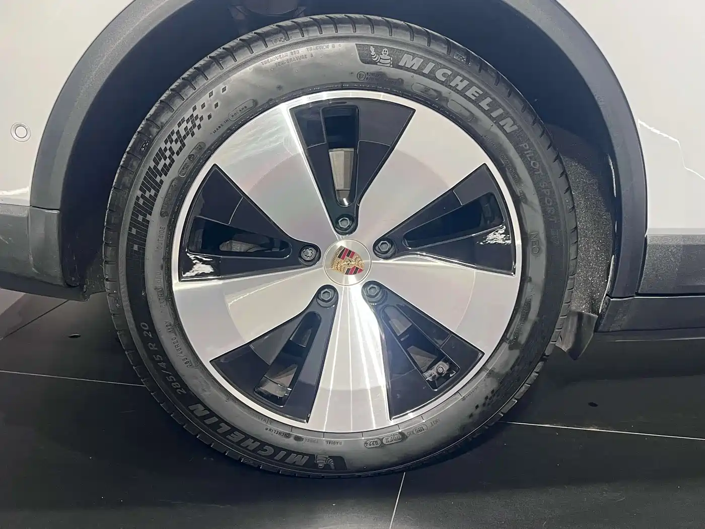 Porsche Macan EV 2024 Macan 4 фото 17