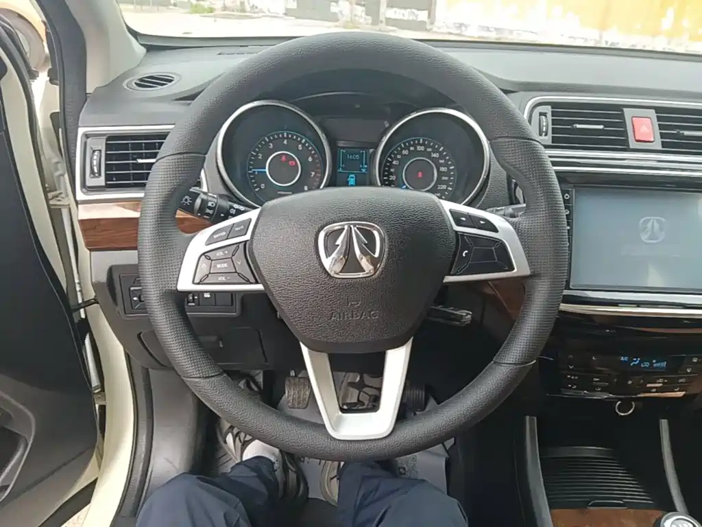 BAIC Weiwang S50 2017 2016 1.5T Manual Joy Elite