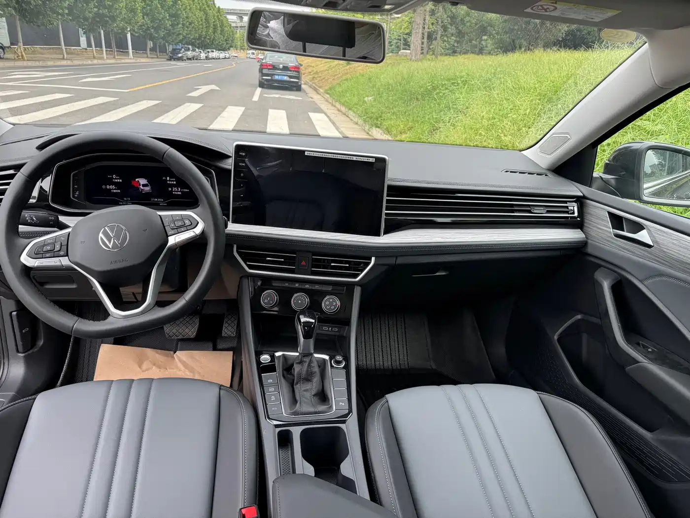 Volkswagen Sagitar 2026 2026 Model Year Facelift 30 Million Special Edition 300TSI DSG Premium Edition