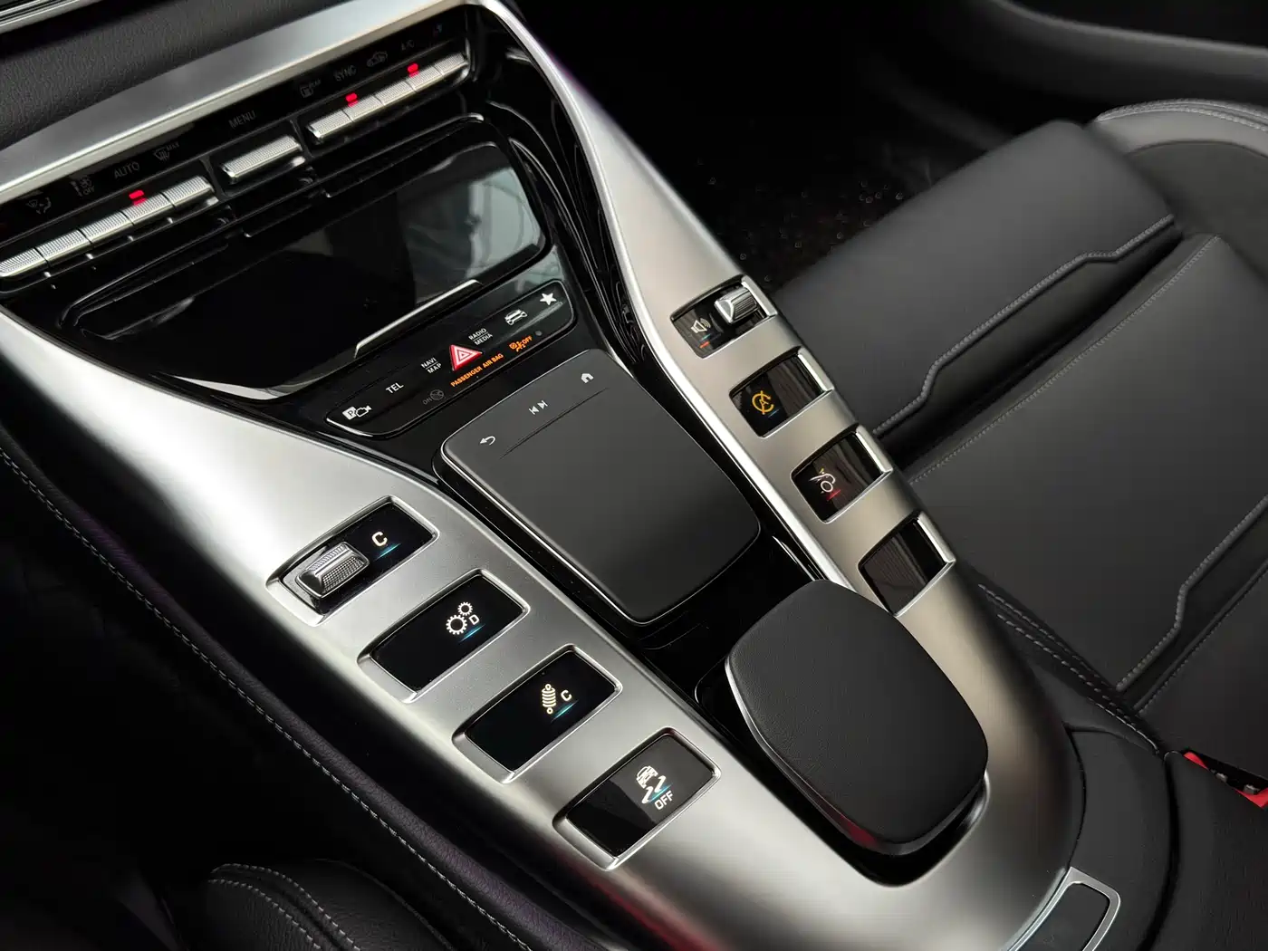 Mercedes-Benz AMG GT 2025 AMG GT 50 4-Door Coupe China Special Edition фото 17