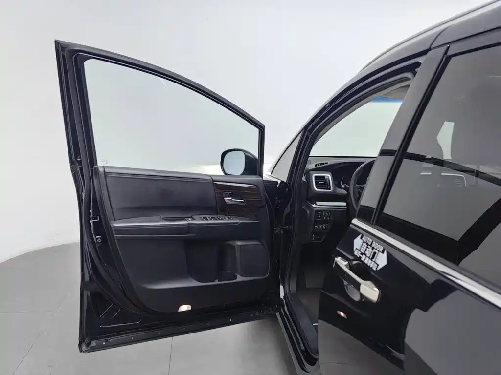 Photo 8 - Honda Odyssey