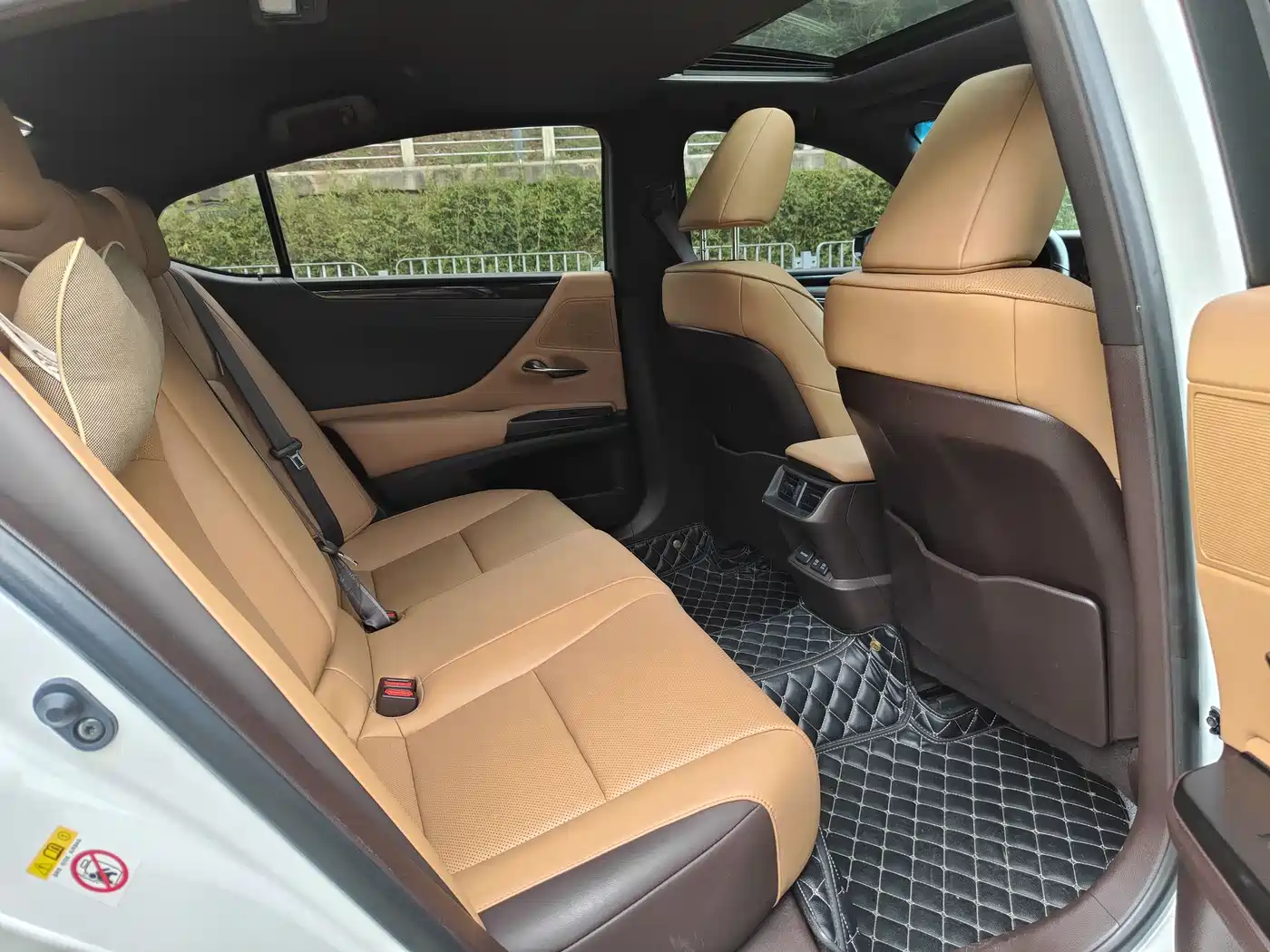 Lexus ES 2018 200 Excellence Edition China V фото 10